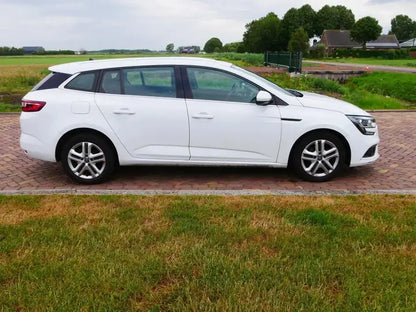 Renault Megane Estate **6999**NETTO** 1.5 dCi Eco2 Zen 2017